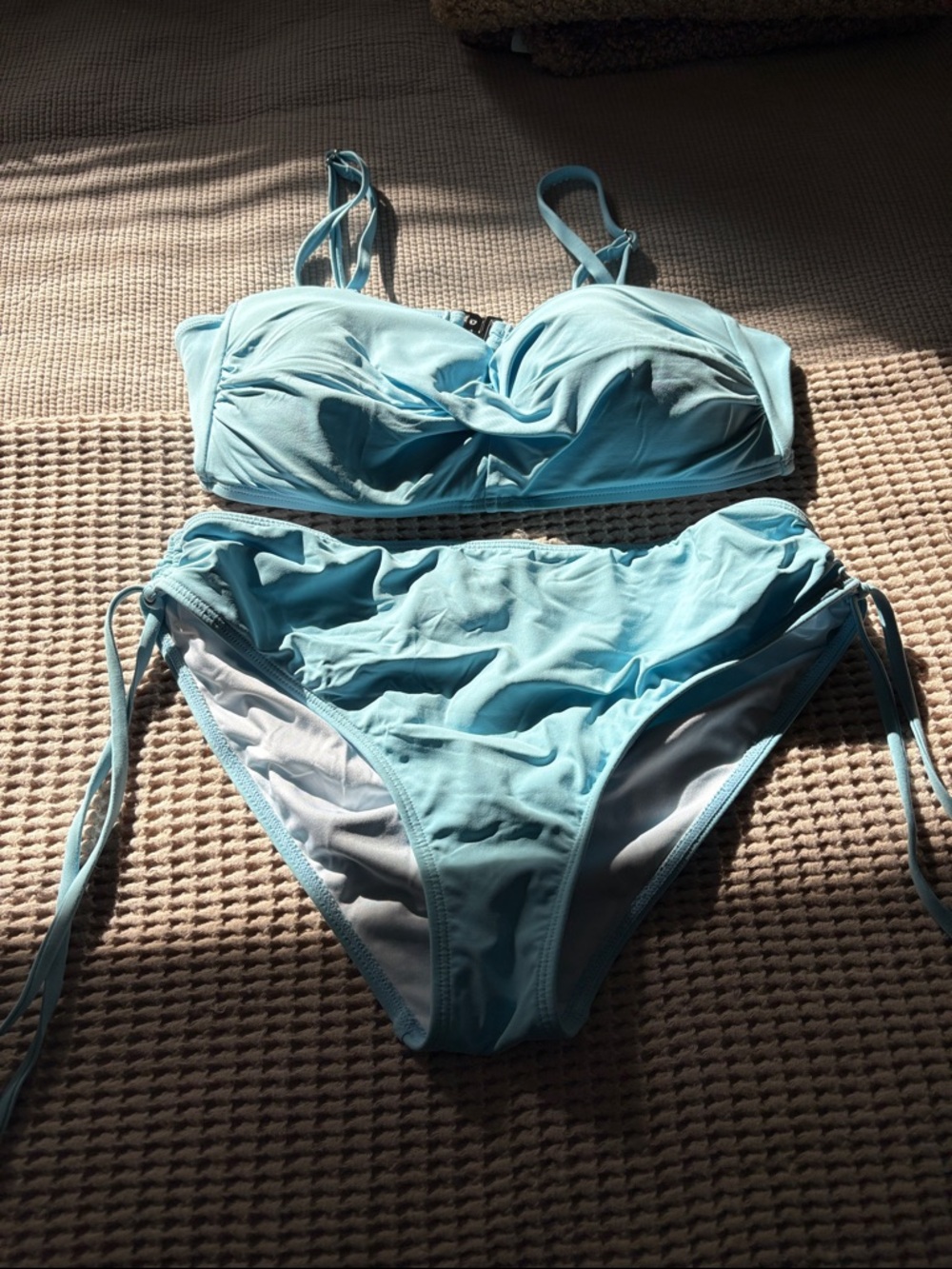 Light Blue Women's Twist-Front Bikini Set Size Large Top and Medium Bottom